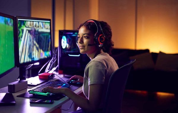 Devenir une e-girl : comment cela se passe ?
