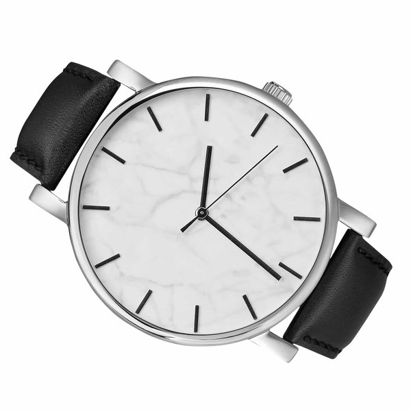 Comment intégrer des pièces unisexes dans une garde-robe féminine ?